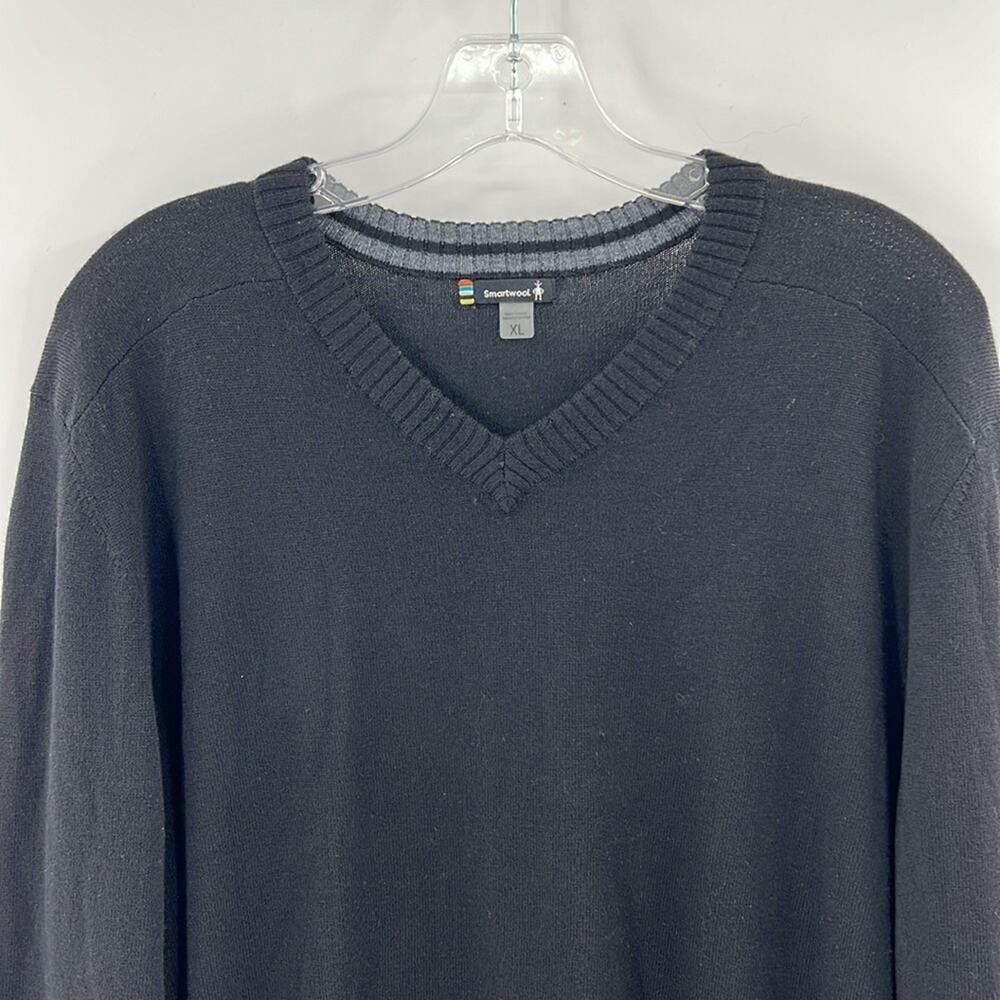 Smartwool Men's V-neck Sweater - Black - XL